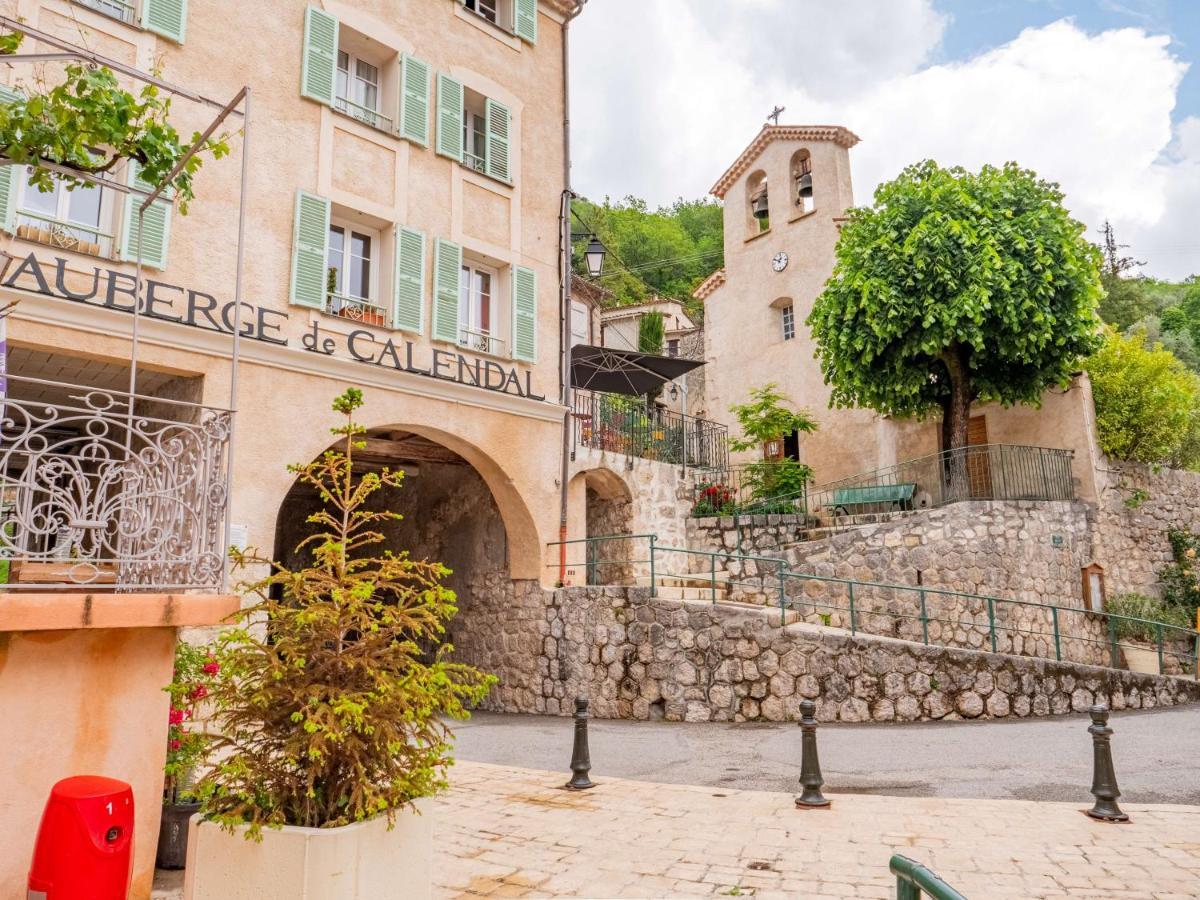 מלון Aiglun  Auberge De Calendal מראה חיצוני תמונה